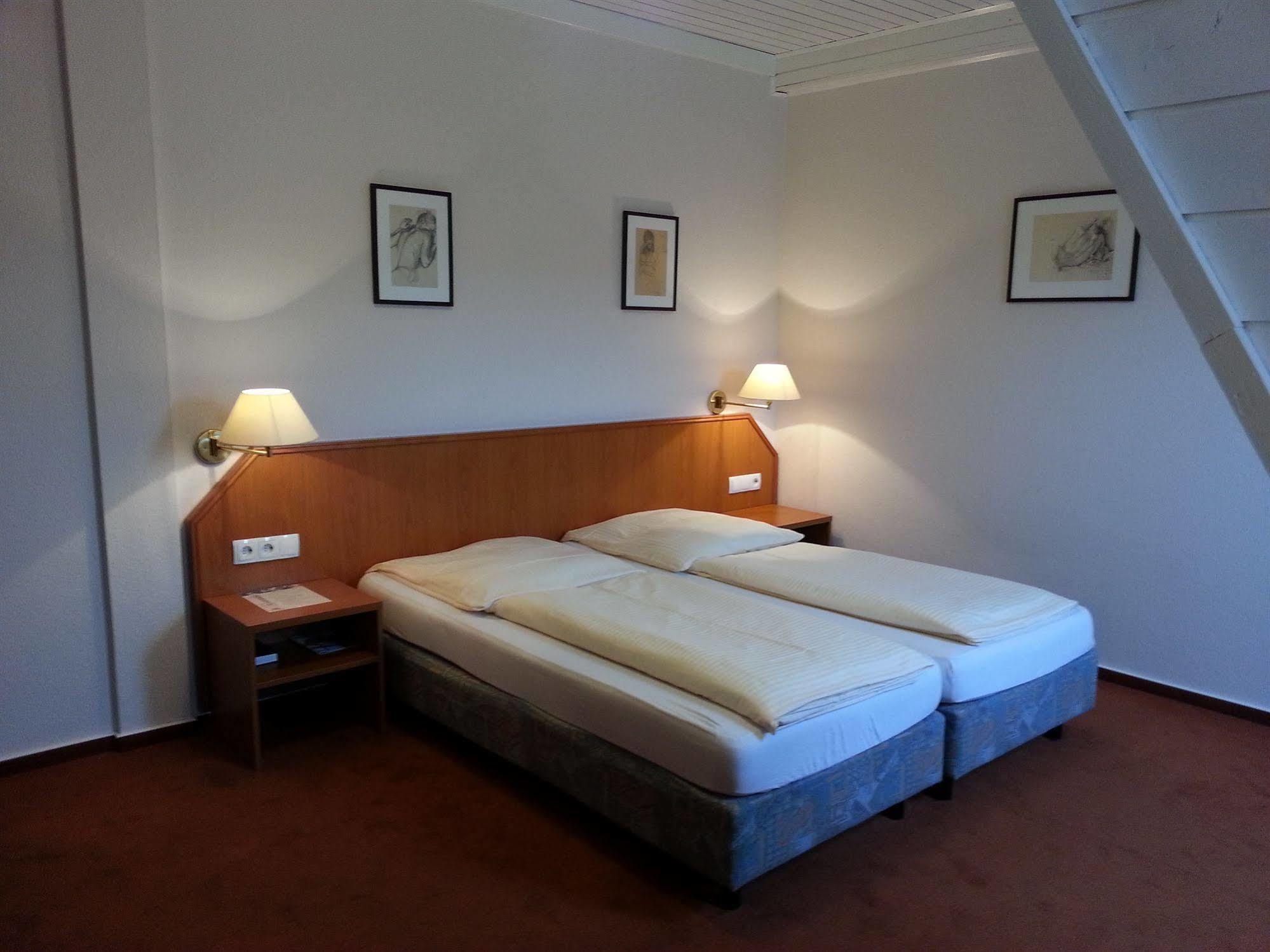 Hotel Restaurant Klostermuehle Reutlingen Luaran gambar
